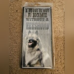 Gray and White Keeshond Dog Plaque